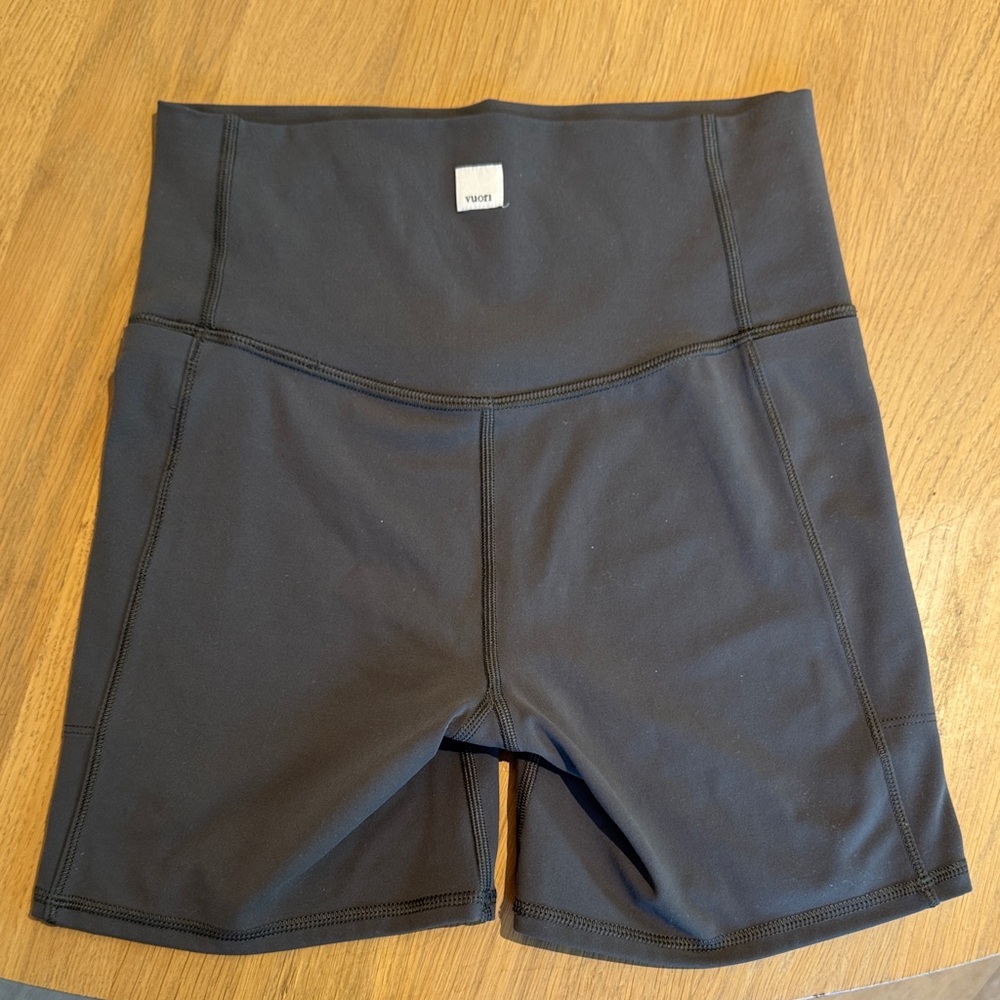 Vuori Women's Olive 4 Inch Bike Shorts
